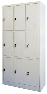 Los armarios comerciales de la puerta del paño 9, superficie lisa embroman diseño moderno del armario del metal
